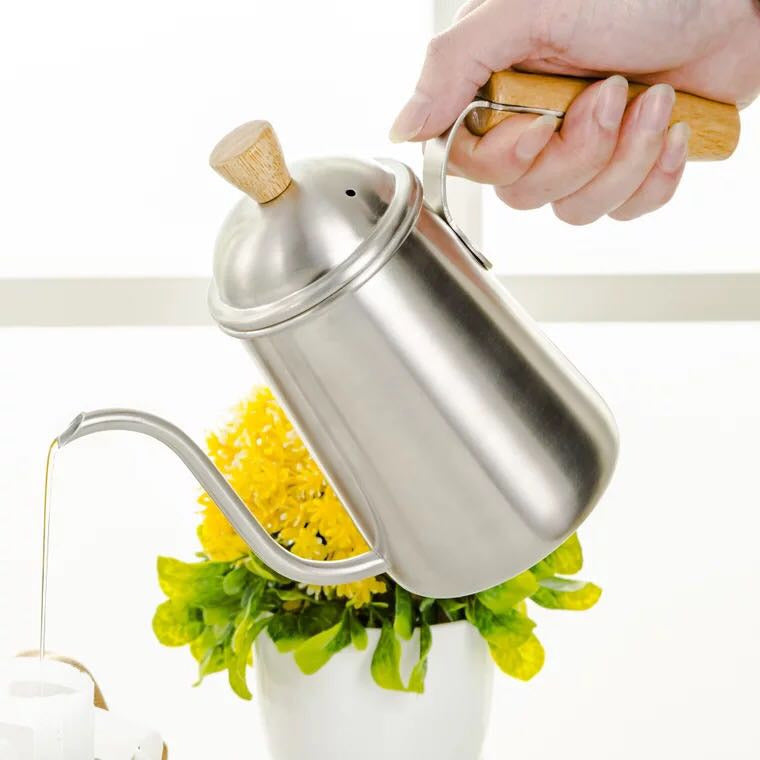 Chaleira Bico De Ganso Inox 600ML